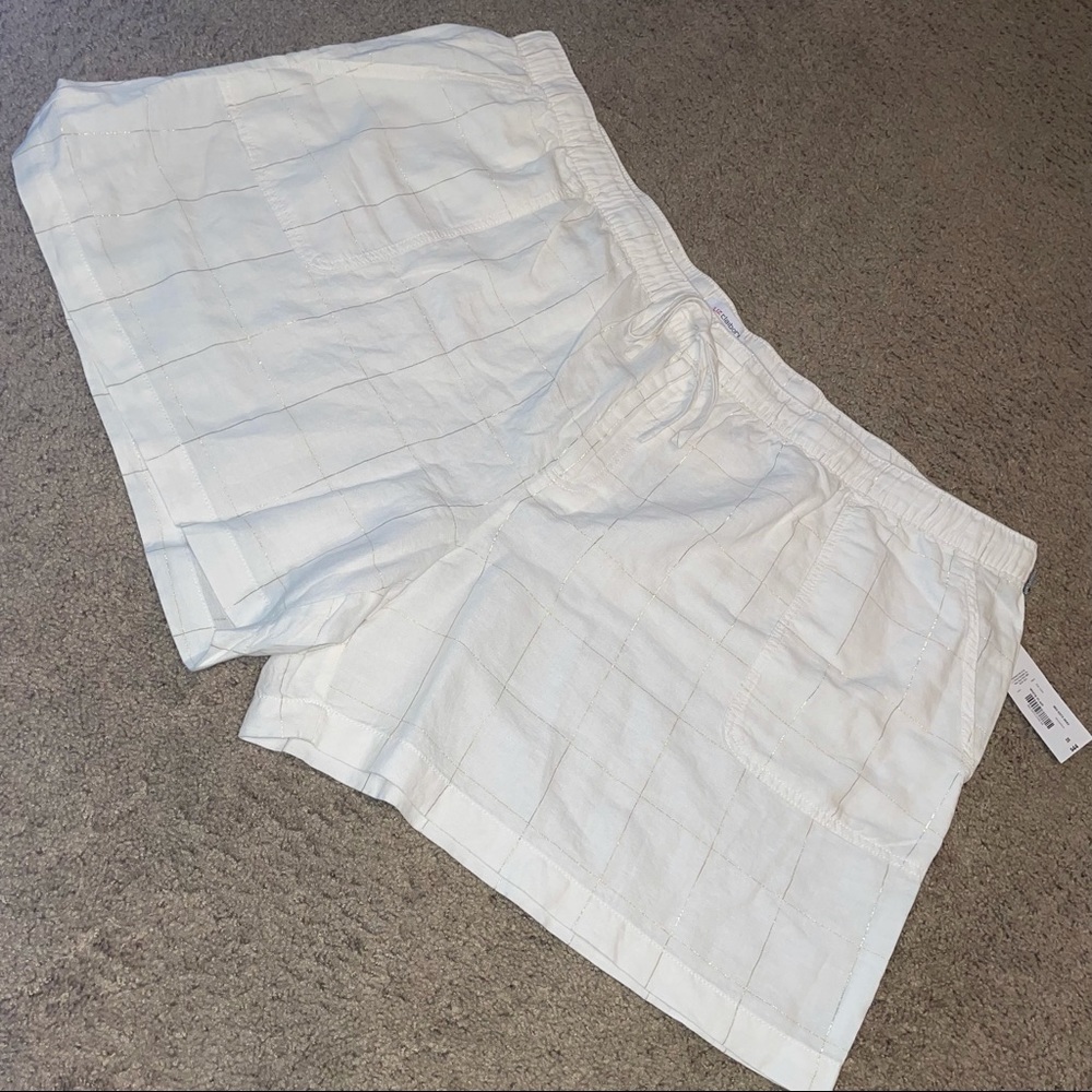 LIZ CLAIBORNE. linen plaid short with draw string